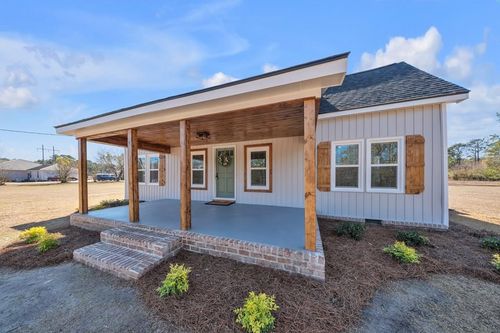 6055 Skipper Bridge Rd, Hahira, GA, 31632-2554 | Card Image