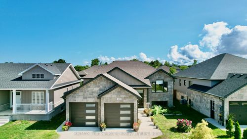 429 Buckby Lane, Port Elgin, ON, N0H2C1 | Card Image