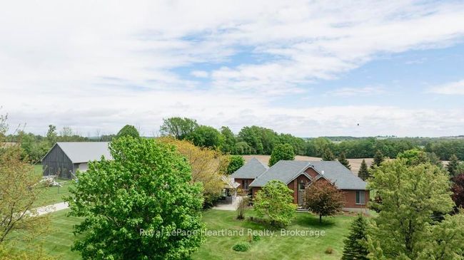 81572 Lucknow Line, Home with 4 bedrooms, 2 bathrooms and 10 parking in Goderich ON | Image 46