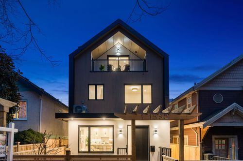 1-1582 E 2nd Ave, Vancouver, BC, V5N1C7 | Card Image