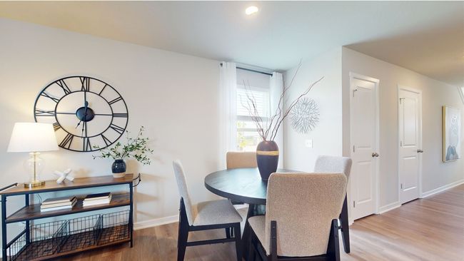 15368 Coyote Dr, Condo with 3 bedrooms, 3 bathrooms and null parking in Urbandale IA | Image 5
