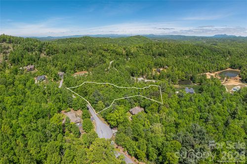305 Freedom Trail Ct, Zirconia, NC, 28790-7918 | Card Image