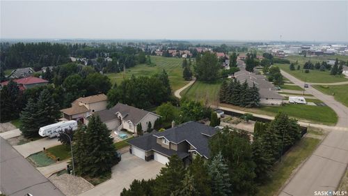 1 Palmer Cres, Emerald Park, SK, S4L1A3 | Card Image
