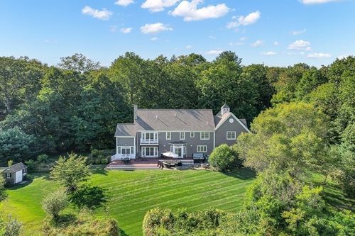33 Old Concord Rd, Lincoln, MA, 01773-3601 | Card Image