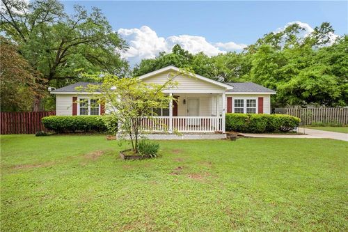 635 Wilson Blvd, Axis, AL, 36505-4624 | Card Image