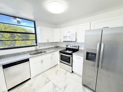 apt-203-1746 Nw 55th Ave, Lauderhill, FL, 33313-4890 | Card Image