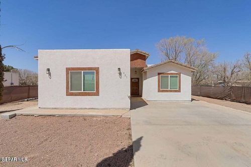 421 Valle Los Nogales Dr, Socorro, TX, 79927-3431 | Card Image