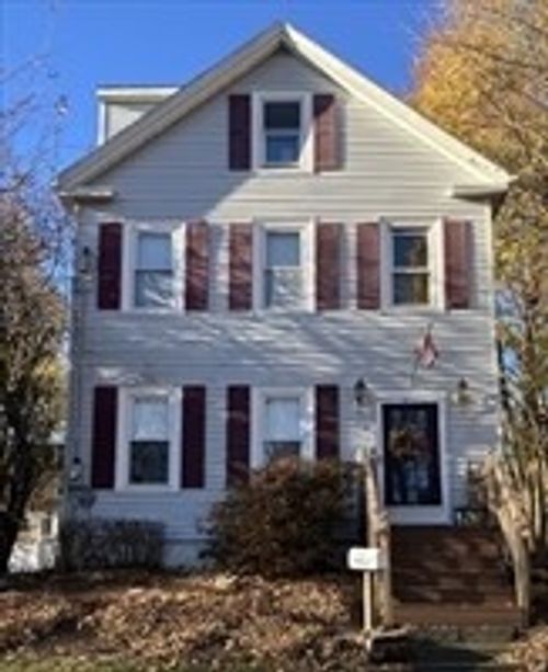48 Winthrop St, Dedham, MA, 02026-3421 | Card Image