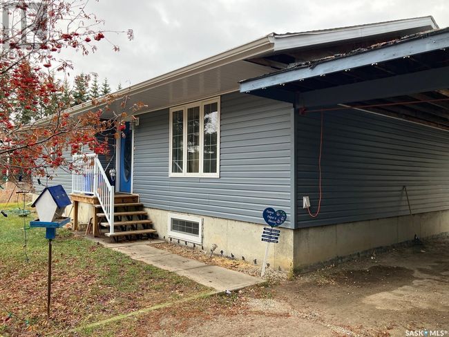 606 Alfred St, House other with 4 bedrooms, 2 bathrooms and null parking in Nipawin SK | Image 4