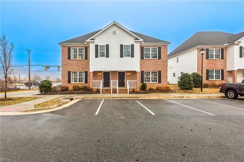 l-15661 Warwick Blvd, Newport News, VA, 23608-2115 | Card Image