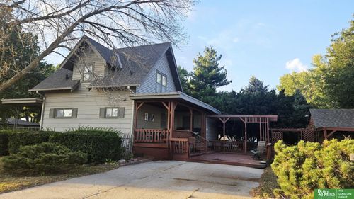 927 S Hutchins Ave, York, NE, 68467-4023 | Card Image