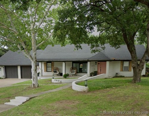 2604 Ridgeway St, Ardmore, OK, 73401-2902 | Card Image