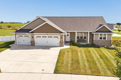 1726 Red Oak Street, HOWARD, WI, 54313 | Card Image