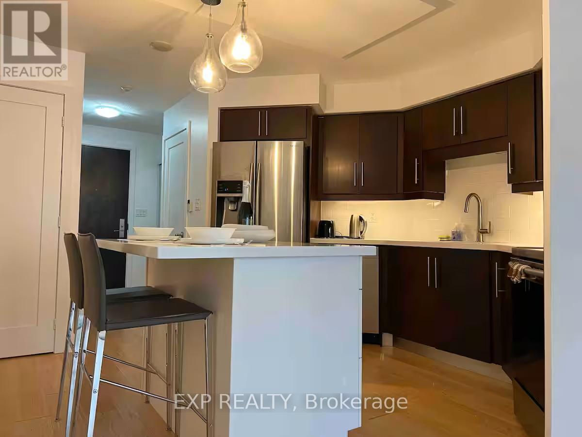 Residential in Toronto (Waterfront Communities) 3