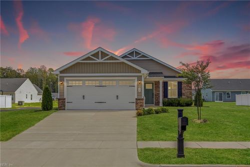 96 Pleasants Ln, Kilmarnock, VA, 22482-2800 | Card Image