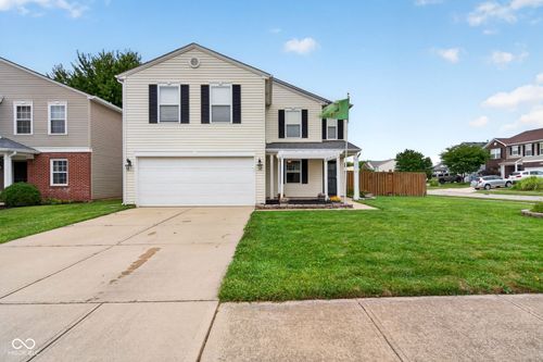 9376 W Constellation Dr, Pendleton, IN, 46064-7513 | Card Image