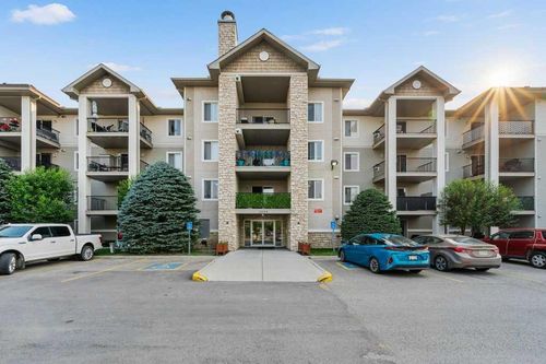 2207-12 Cimarron Common, Okotoks, AB, T1S2G1 | Card Image