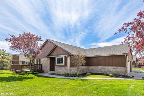 41190 Victoria Dr, Clinton Township, MI, 48038-4521 | Card Image