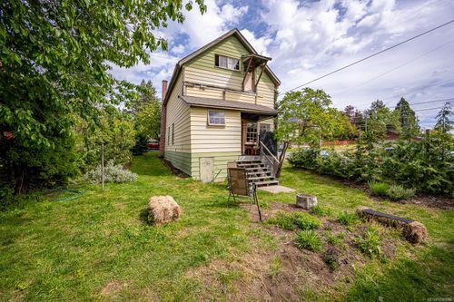 2637 Dunsmuir Ave, Cumberland, BC, V0R1S0 | Card Image