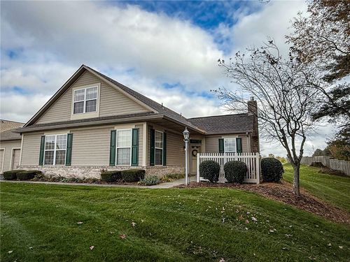 2113 Winchester Ct, Renfrew, PA, 16053-9262 | Card Image