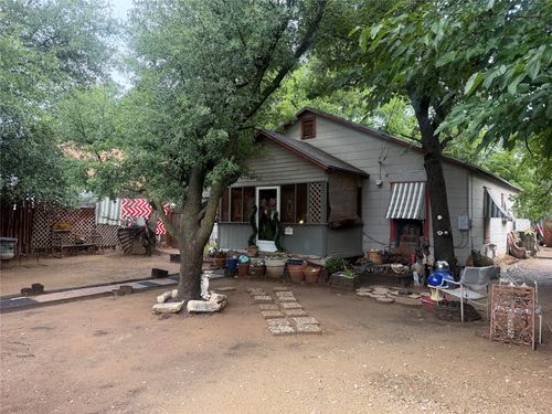 608 E Wichita Street, Henrietta, TX, 76365 | Card Image