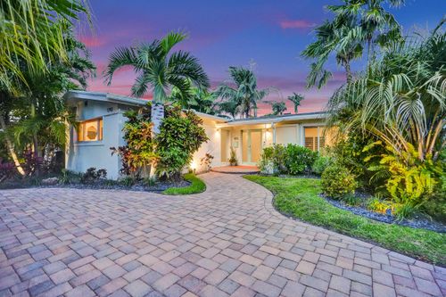 1743 Ne 26th Dr, Wilton Manors, FL, 33334-4376 | Card Image