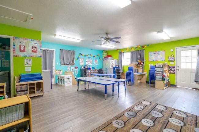 402 W Converse St, House other with 5 bedrooms, 1 bathrooms and null parking in Weimar TX | Image 38
