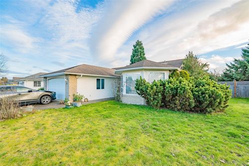 50 Magnolia Dr, Parksville, BC, V9P2P5 | Card Image