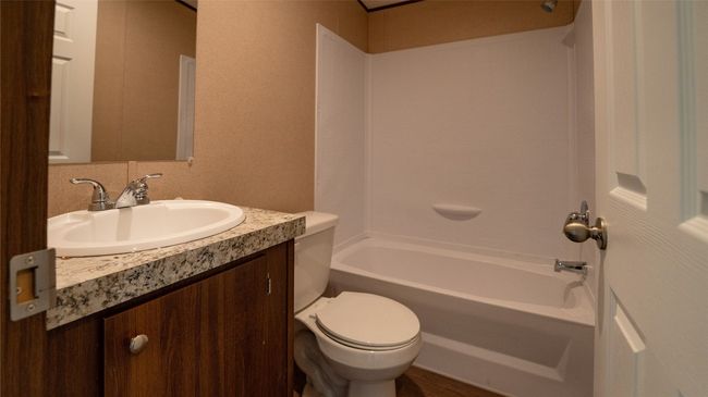 Full bath with vanity and shower / tub combination | Image 22