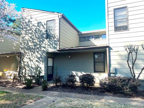 64-1925 Autobahn Dr, Germantown, TN, 38139-3301 | Card Image