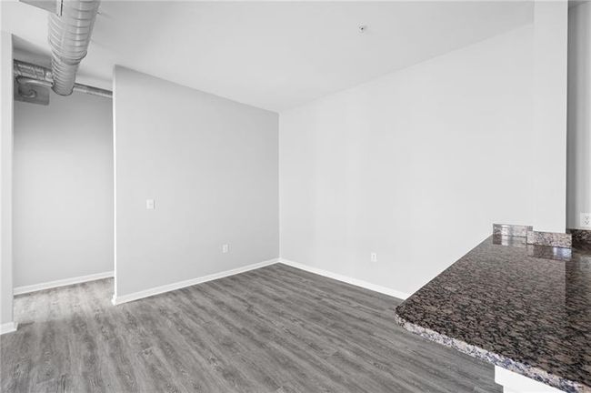 UNIT-2309 - 5300 Peachtree Rd, Condo with 2 bedrooms, 2 bathrooms and 2 parking in Chamblee GA | Image 9