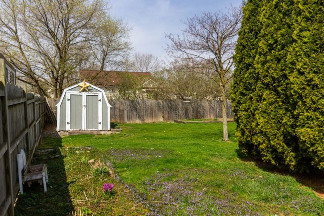 305 Mansfield Dr, House other with 3 bedrooms, 3 bathrooms and null parking in Lapeer MI | Image 18