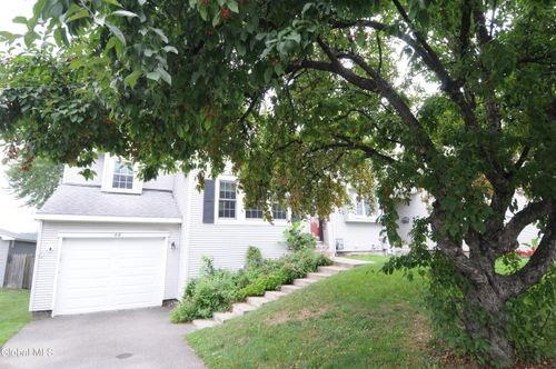 44 Park Avenue, Cohoes, NY, 12047 | Card Image