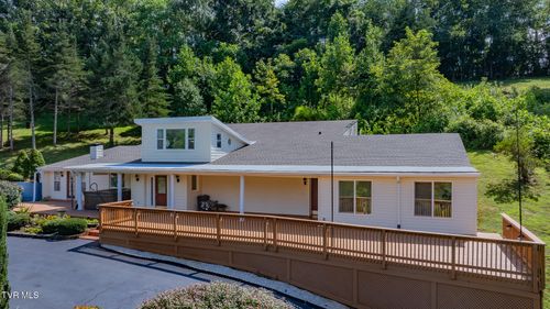 166 Lonesome Dove Ln, Elizabethton, TN, 37643-5070 | Card Image