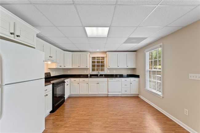 2006 Hubbard Ct, House other with 5 bedrooms, 4 bathrooms and 3 parking in Villa Rica GA | Image 30