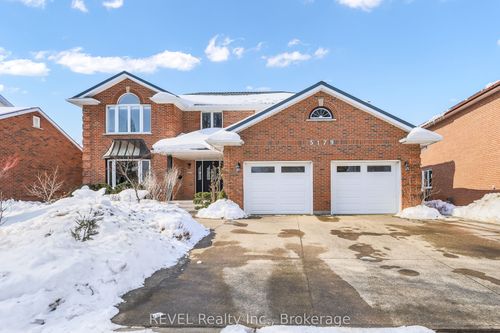 5179 Southgate Ave, Niagara Falls, ON, L2E7G4 | Card Image