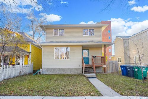 214 Av E N, Saskatoon, SK, S7L1R7 | Card Image