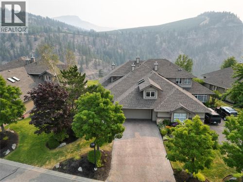 29-3800 Gallagher'S Pinnacle Way, Kelowna, BC, V1W3Z8 | Card Image