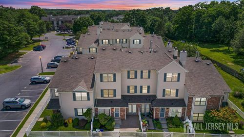 47 Covington Ct, East Brunswick, NJ, 08816-5129 | Card Image