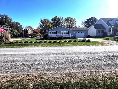 225 E North St, Assumption, IL, 62510-1101 | Card Image