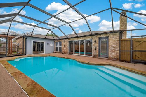 2130 Round Lake Dr, Houston, TX, 77077-6127 | Card Image