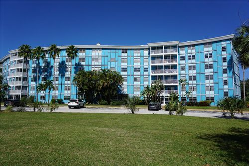 612-3315 58th Ave S, St Petersburg, FL, 33712-4567 | Card Image