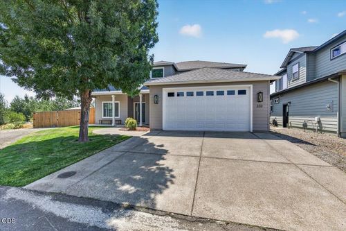 232 Willow Springs Dr, Talent, OR, 97540-9681 | Card Image