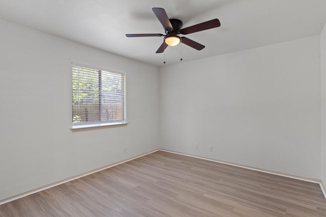 16225 Hamilton Point Cir, House other with 3 bedrooms, 2 bathrooms and 4 parking in Manor TX | Image 15