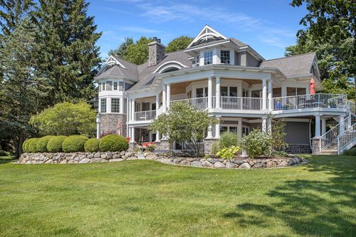 4226 E Gull Lake Dr, Hickory Corners, MI, 49060-9766 | Card Image