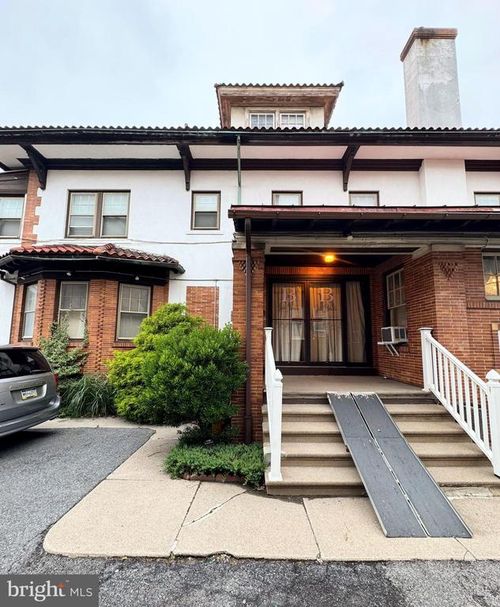 1310 W Hamilton Street, Allentown, PA, 18104 | Card Image