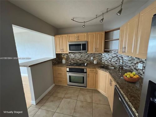 604-3301 Spanish Moss Ter, Lauderhill, FL, 33319-5004 | Card Image