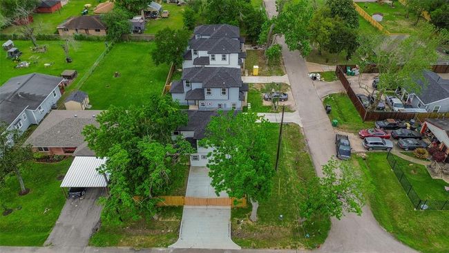9003 Hilda St, House other with 4 bedrooms, 3 bathrooms and null parking in Houston TX | Image 39