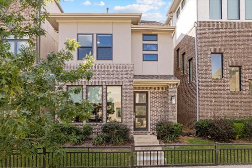 8012 Zeppos Dr, Plano, TX, 75024-7811 | Card Image