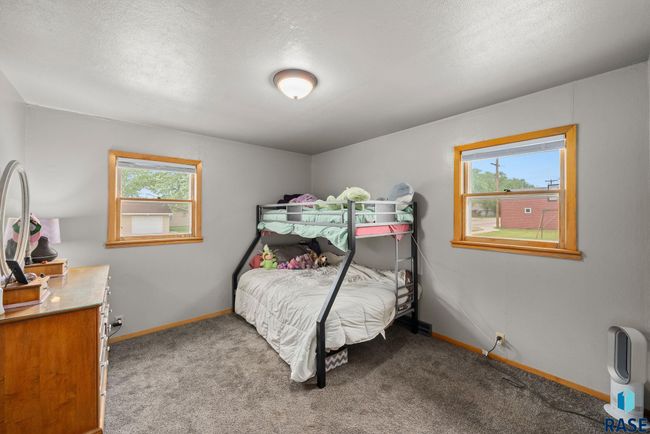 350 W Maple St, House other with 3 bedrooms, 2 bathrooms and null parking in Edgerton MN | Image 15